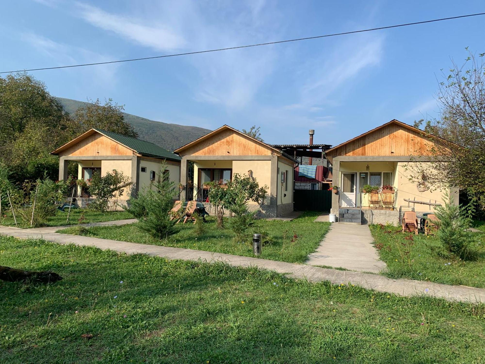 Villa Taripiri Ambrolauri Esterno foto