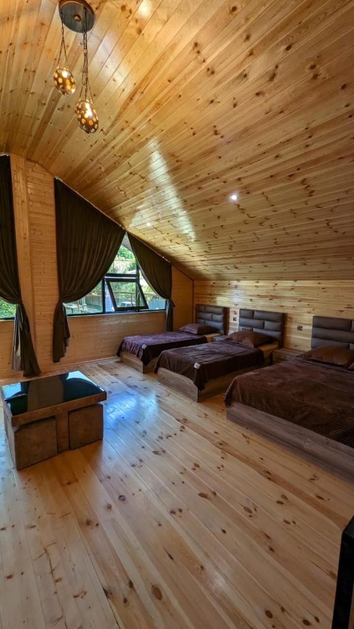 Villa Taripiri Ambrolauri Esterno foto