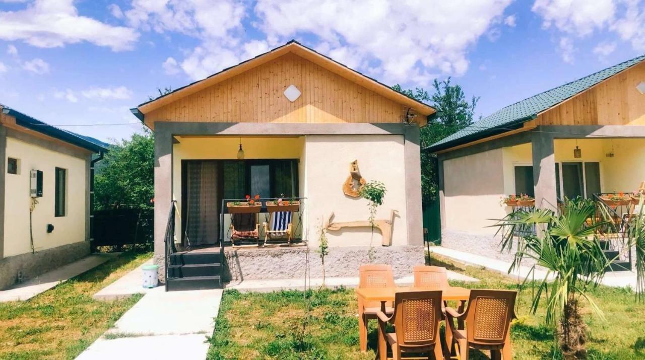 Villa Taripiri Ambrolauri Esterno foto