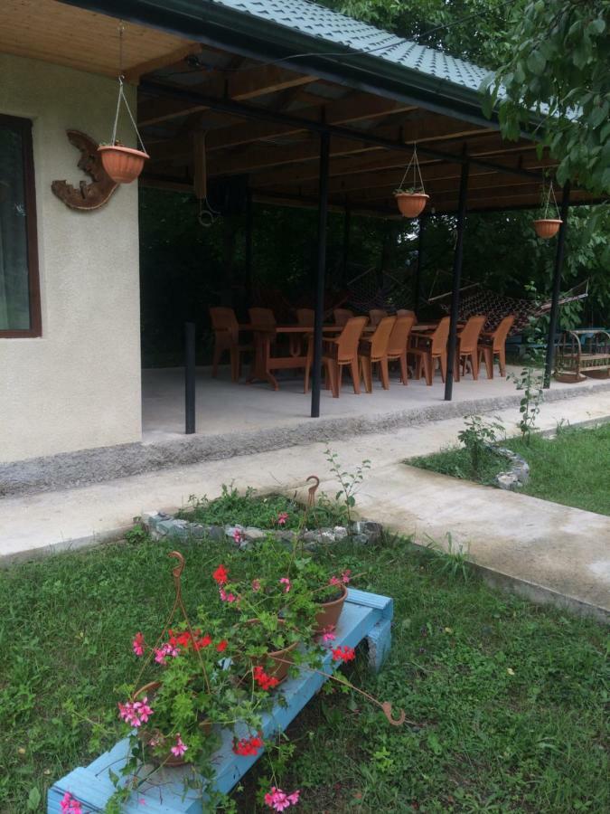 Villa Taripiri Ambrolauri Esterno foto